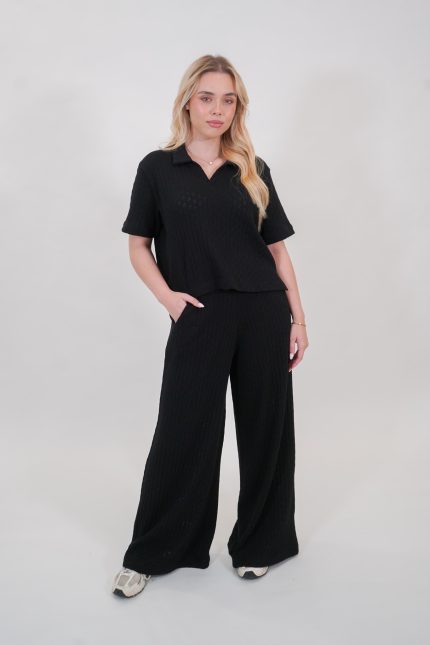 Coordenado: Pólo Minimal e Calças Pantalonas - Preto